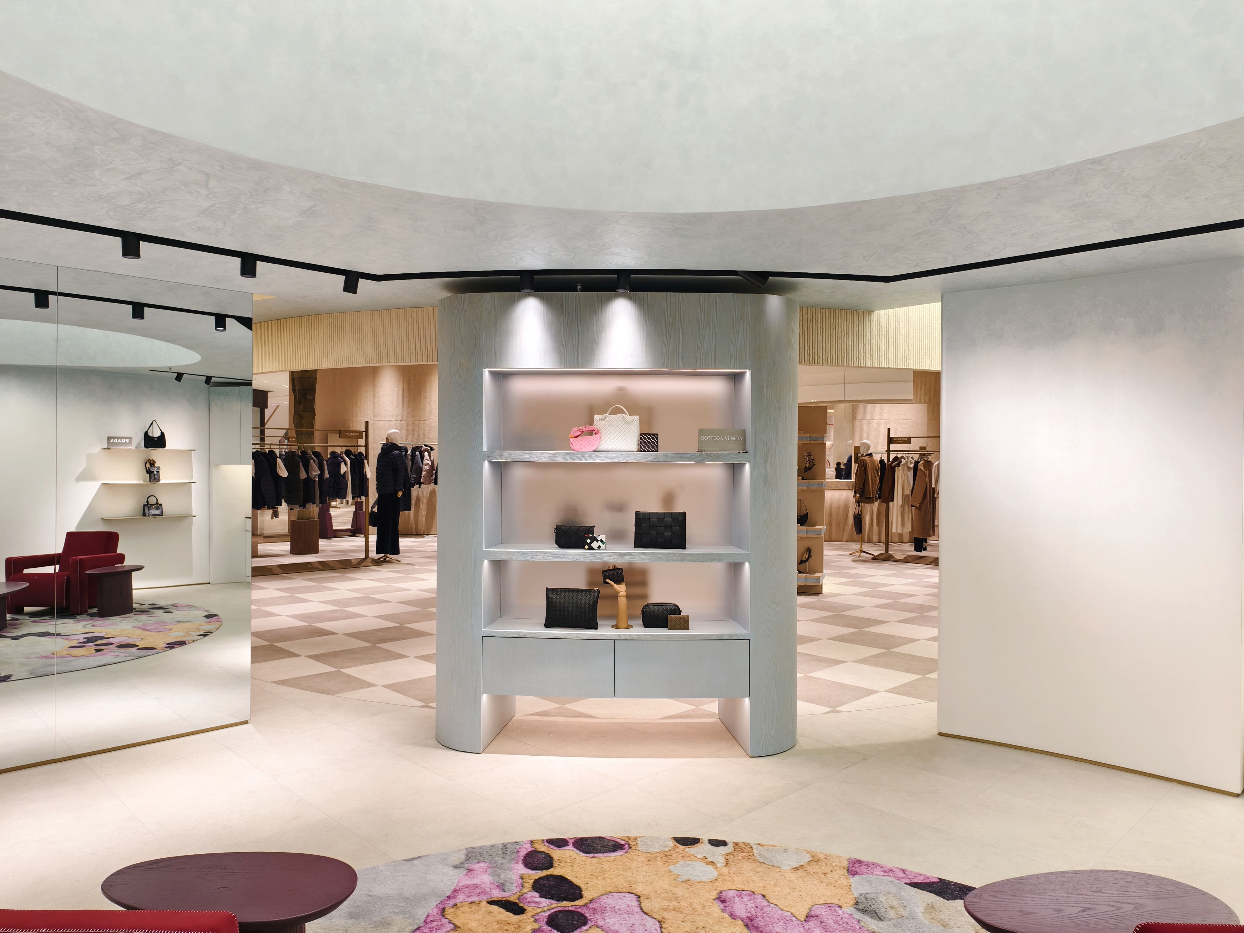 COSCIA 蔻莎-鄂尔多斯兴泰铜锣湾广场店